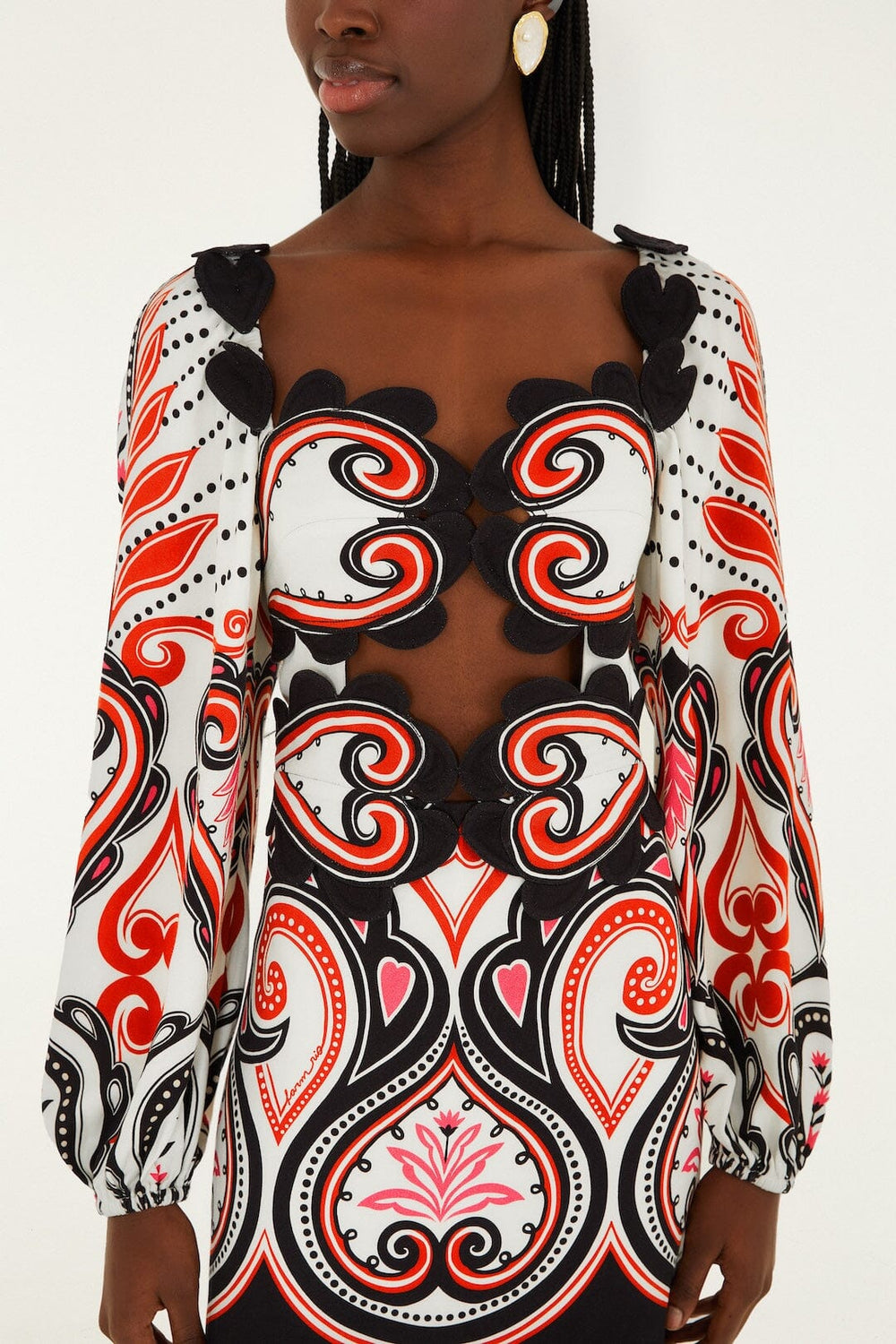Off-White Graphic Ainika Cut-Out Hearts Mini Dress - FARM Rio GRAPHIC AINIKA WINTER WHITE