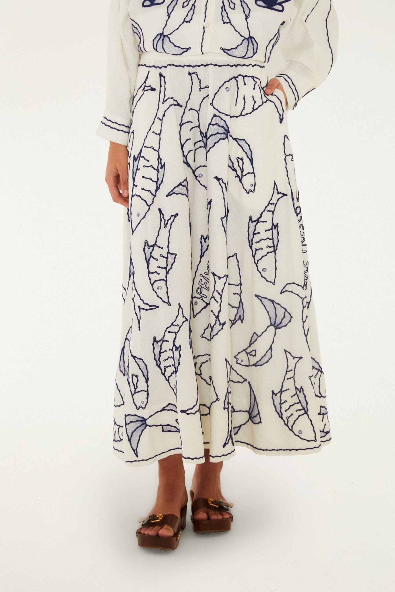 Off-White Fresh Fish Embroidered Midi Skirt - FARM Rio OFF-WHITE