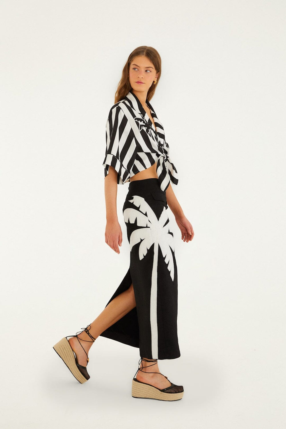 Black Embroidered Palm Tree Euroflax Premium Linen Maxi Skirt - FARM Rio BLACK