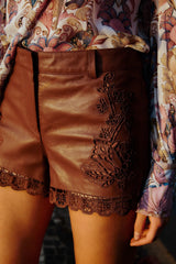 Caramel Richelieu Belt Loops Leather Shorts - FARM Rio CARAMEL