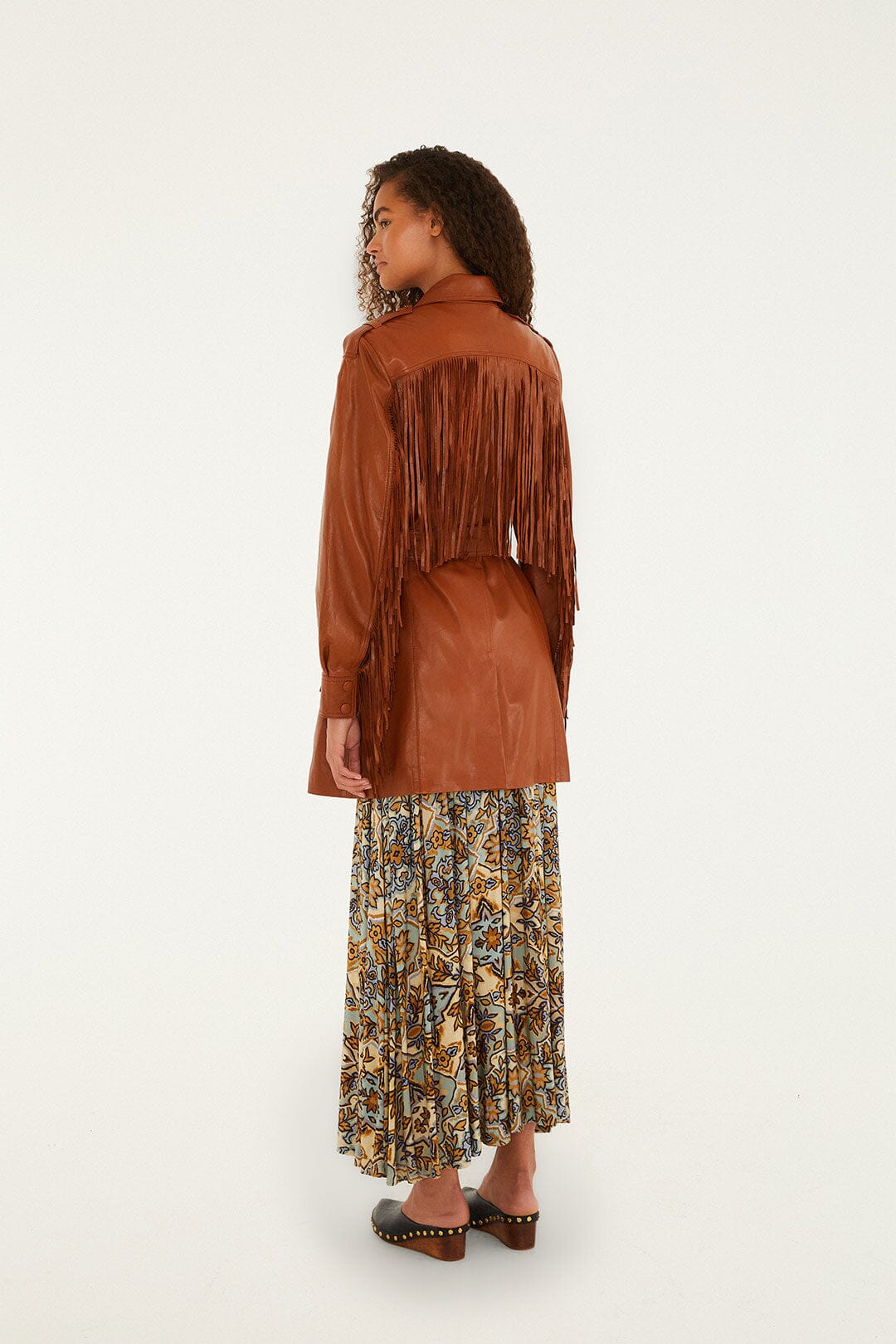 Brown Fringes Leather Coat - FARM Rio BROWN