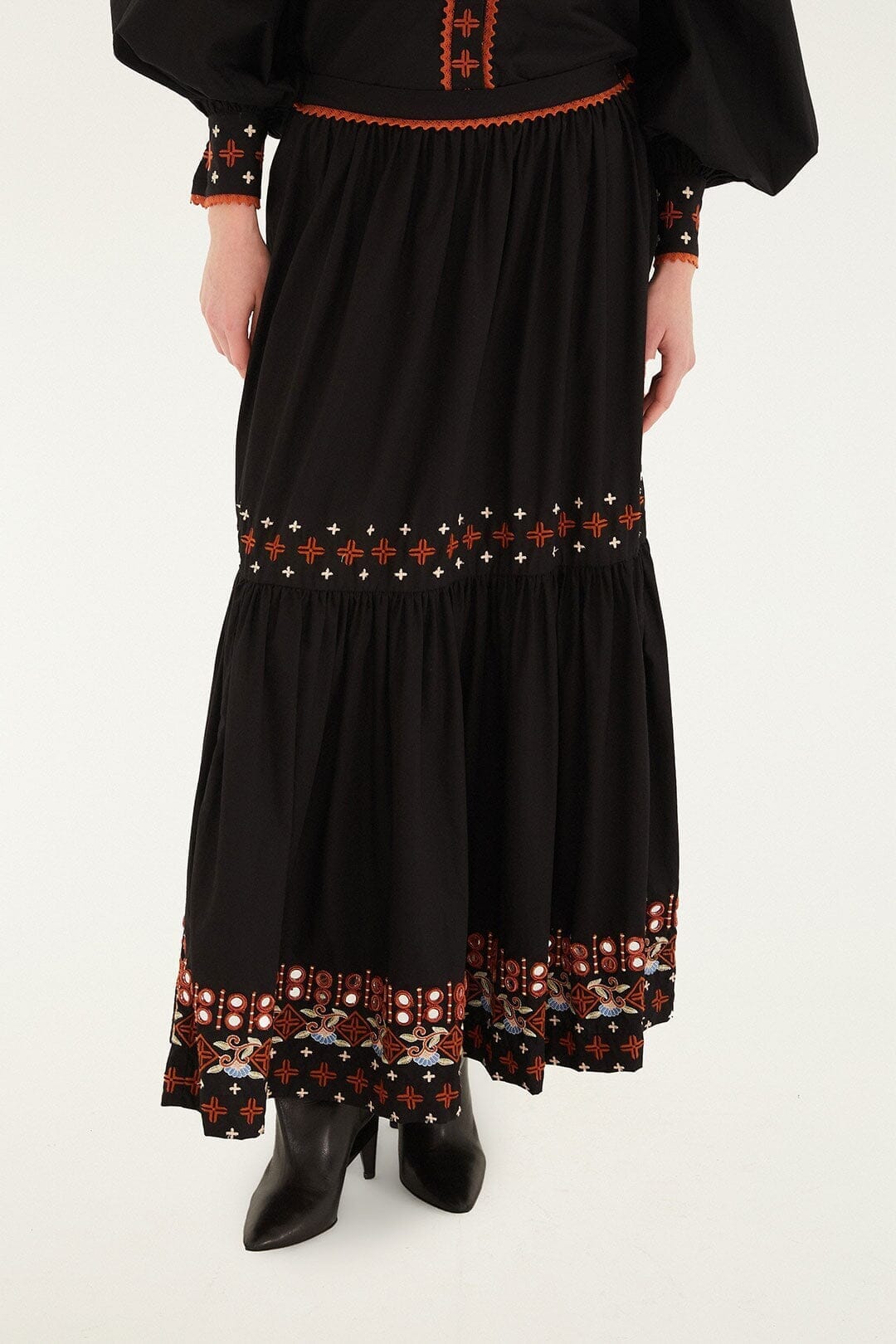Black Embroidered Tiered Maxi Skirt - FARM Rio BLACK