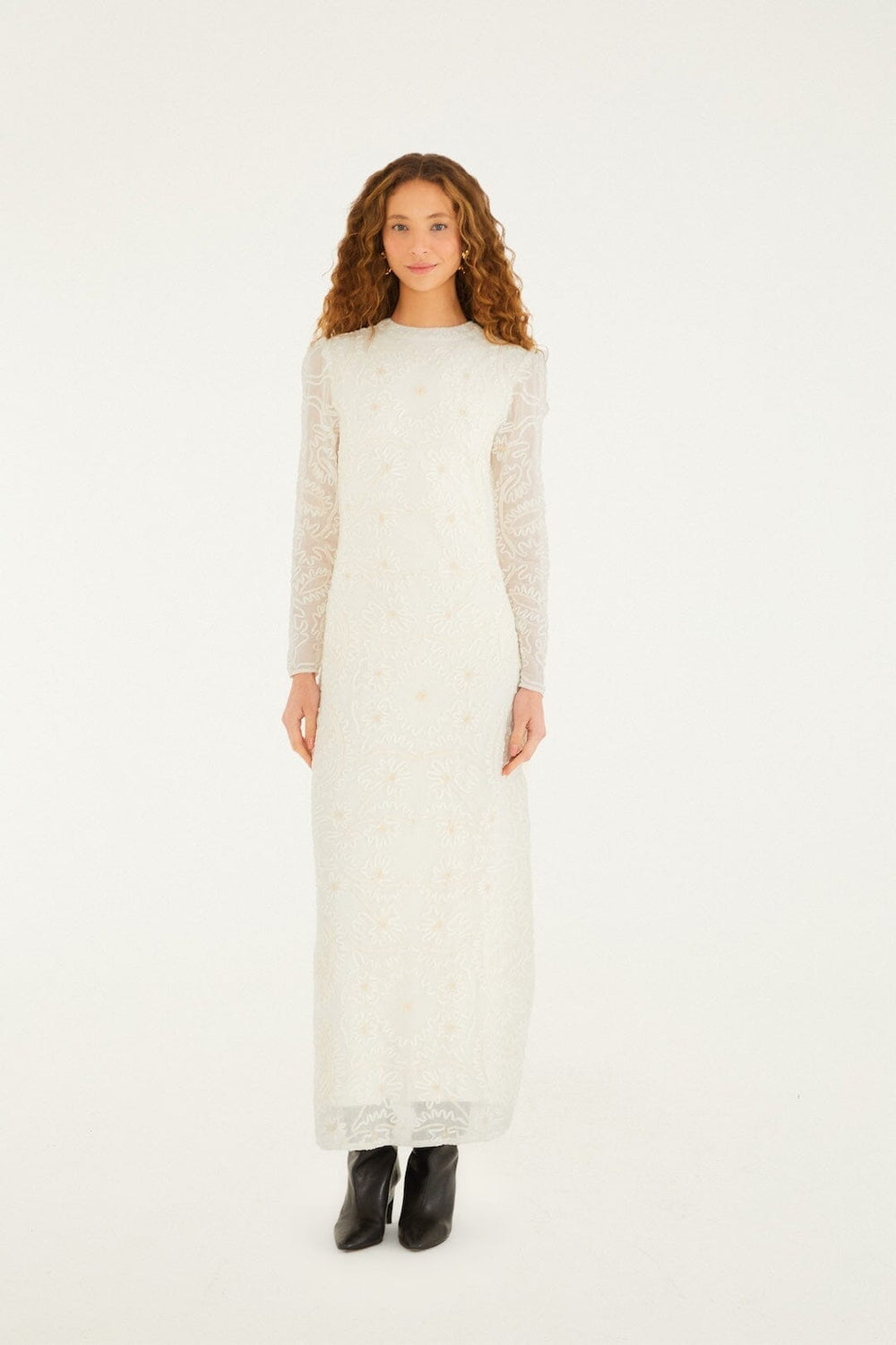 Off-White Embroidered Crew Neck Long Sleeve Maxi Dress - FARM Rio OFF-WHITE