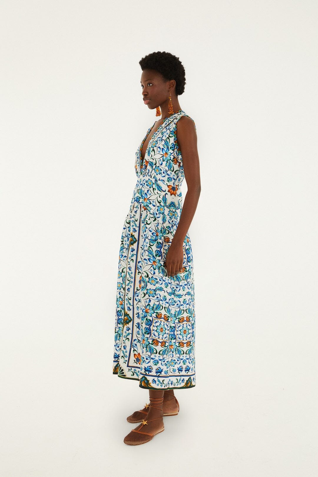 Off-White Flora Tile Scallop Euroflax Premium Linen Maxi Dress - FARM Rio FLORA TILE OFF-WHITE