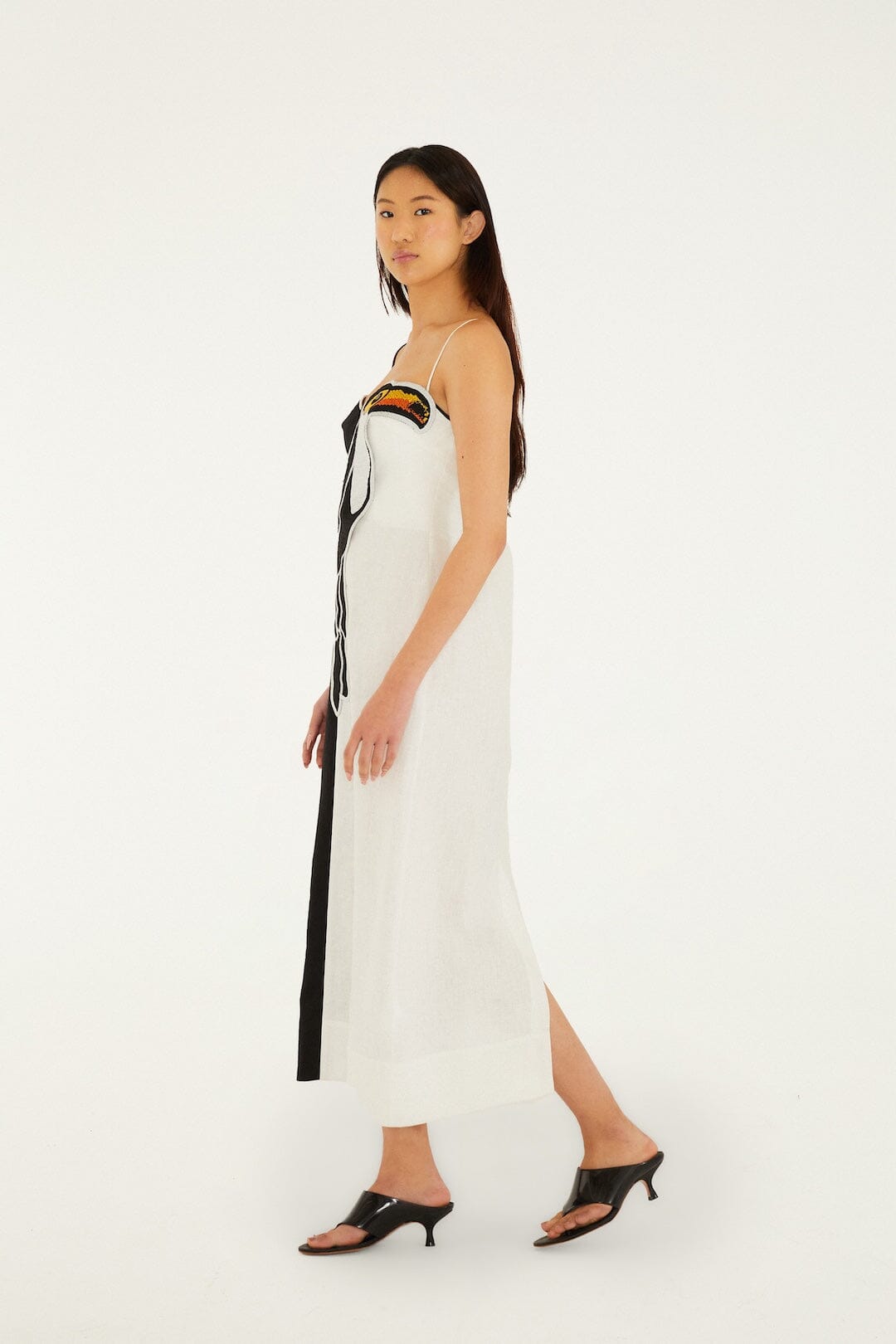 Black And White Embroidered Toucan Euroflax Premium Linen Sleeveless Maxi Dress - FARM Rio BLACK AND WHITE