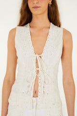 Off-White Embroidered Lenzing Ecovero Euroflax Blouse - FARM Rio OFF-WHITE